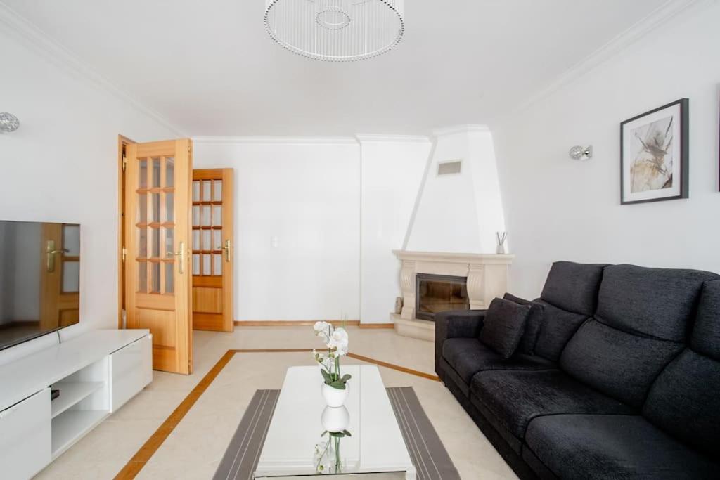 Apartamento Em Lisboa, Perto De Sintra Fontainhas  Eksteriør billede
