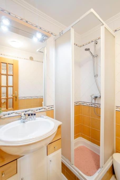 Apartamento Em Lisboa, Perto De Sintra Fontainhas  Eksteriør billede